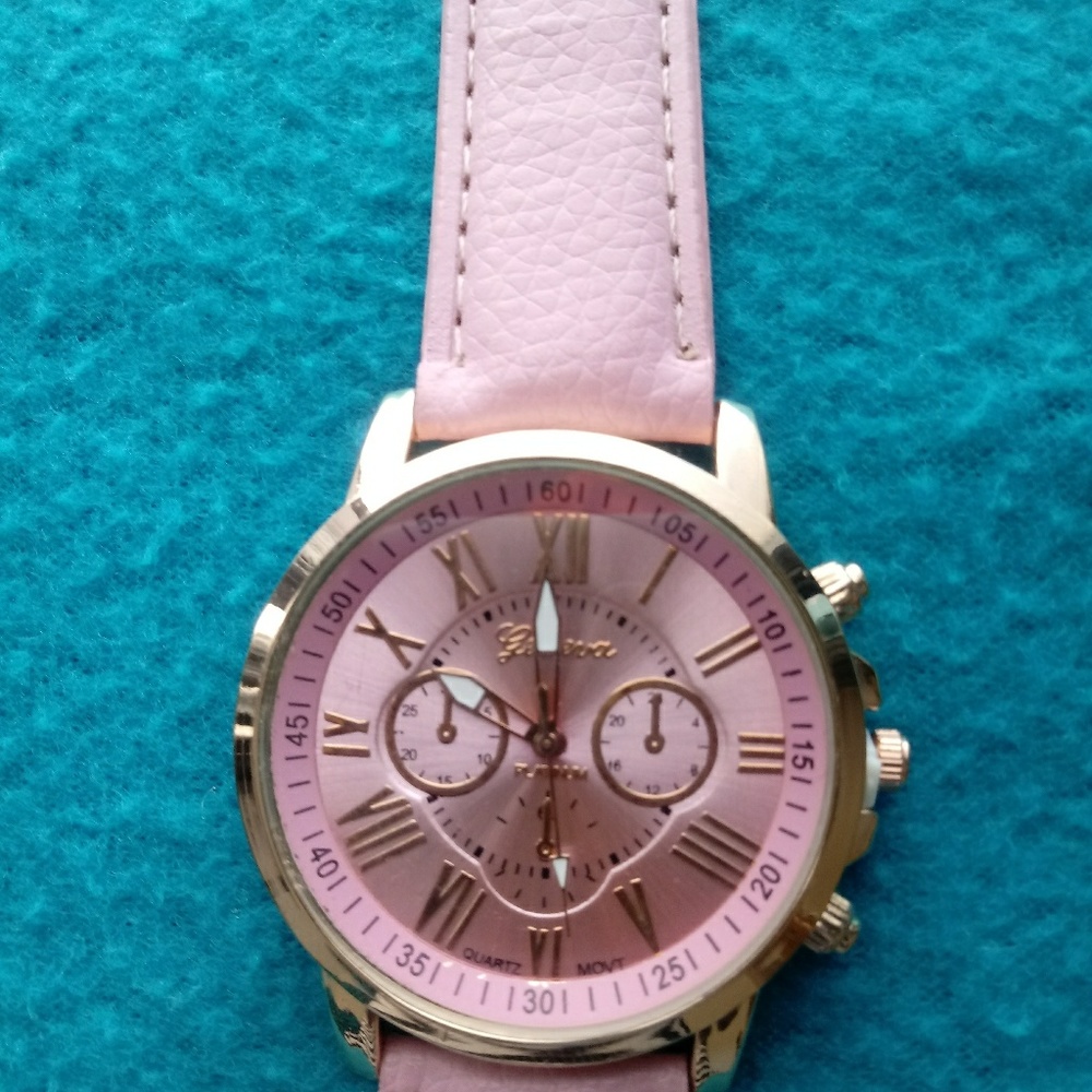 Pink Watch - Picture 2 of 3